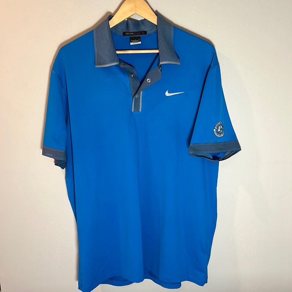 Nike Tiger Woods Collection Oakland Hills Country Club golf shirt
